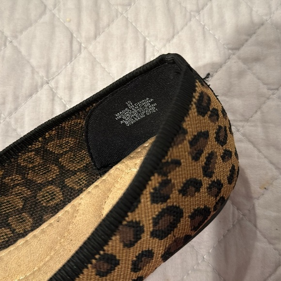 🐆 Leopard print flats - Picture 3 of 4